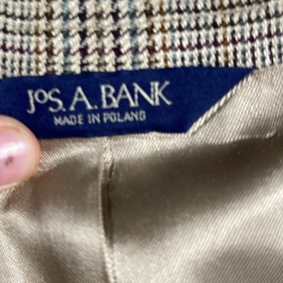 Classic Sophistication: Jos. A. Bank Wool Blazer – Immaculate Condition - Picture 3 of 5